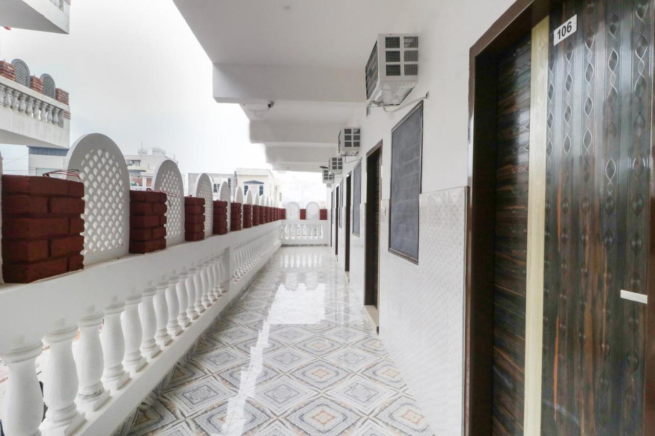 Oyo 49095 Hotel K Fort Abadpura Exterior foto